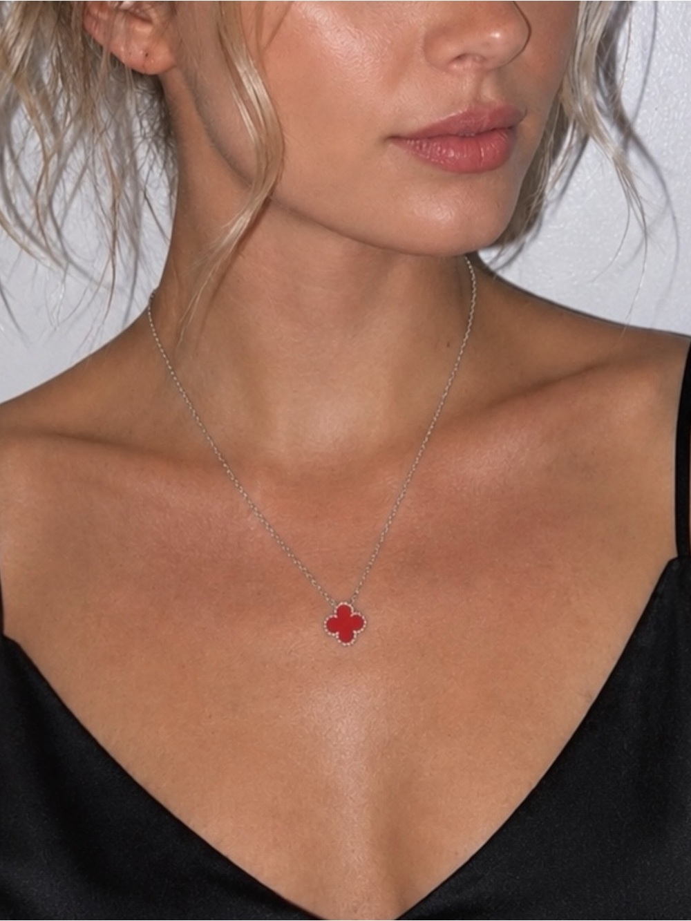 TU.LX Lucky Clover Pendant Necklace with pouch / Red / Silver NWT